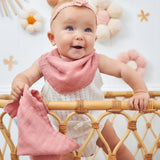 Muslin Bib Gingham Pink Clay