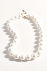 Chunky Faux Pearl Necklace