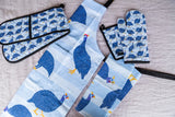 Oven Glove & Pot Holder Set Guinea Fowl