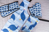 Oven Glove & Pot Holder Set Guinea Fowl